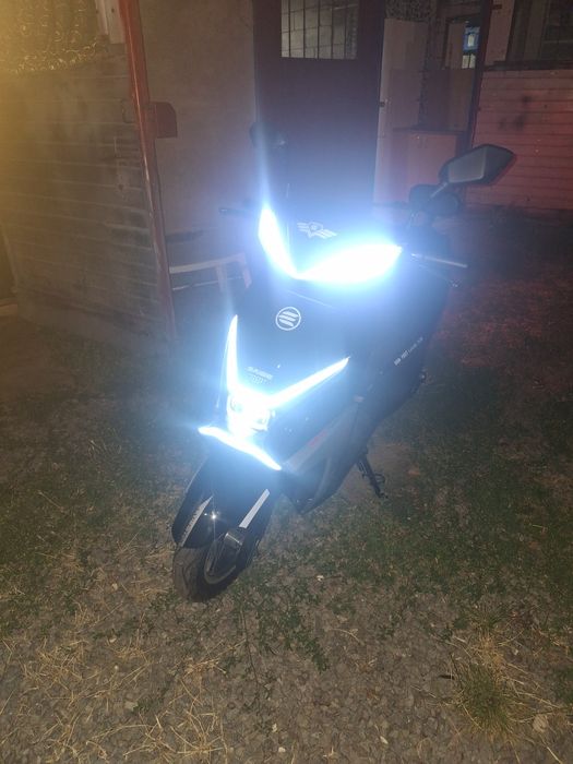 Vând scuter electric Saige