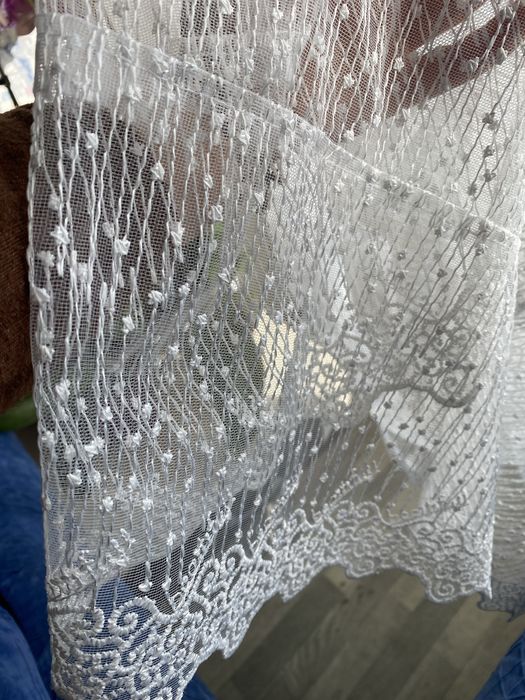 Красиво бяло перде