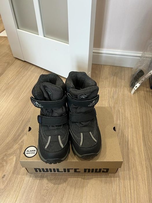 Зимние ботинки на мальчика р.36