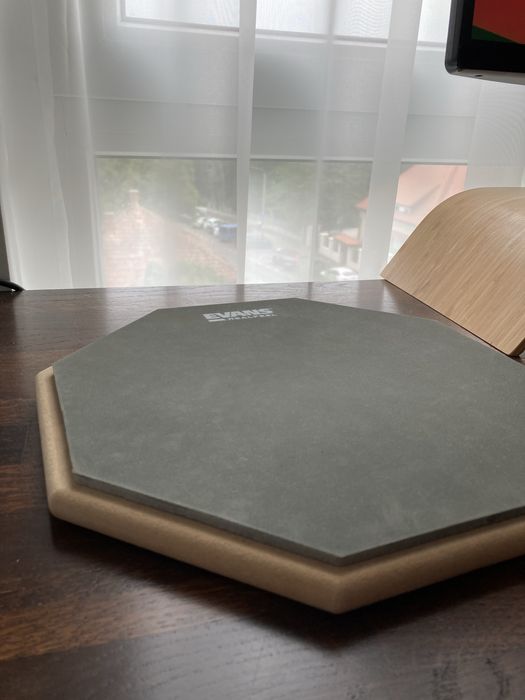 Practice pad tobe Evans Real Feel USA 12”