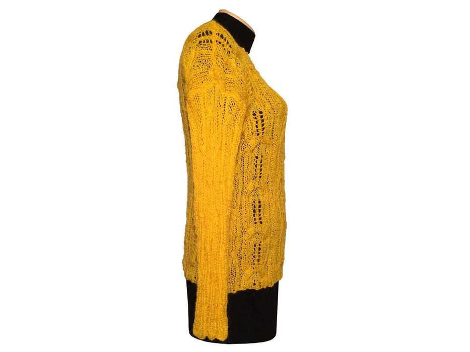 Вязаный пуловер ручной работы