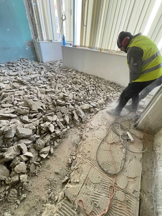 Renovări apartamente, case, Iasi