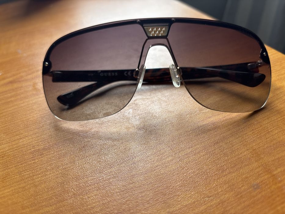 Слънчеви очила на Guess мъжки