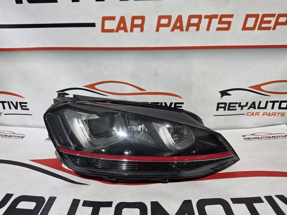 Far dreapta bixenon adaptiv VW Golf 7 GTI cod 5G1941752A