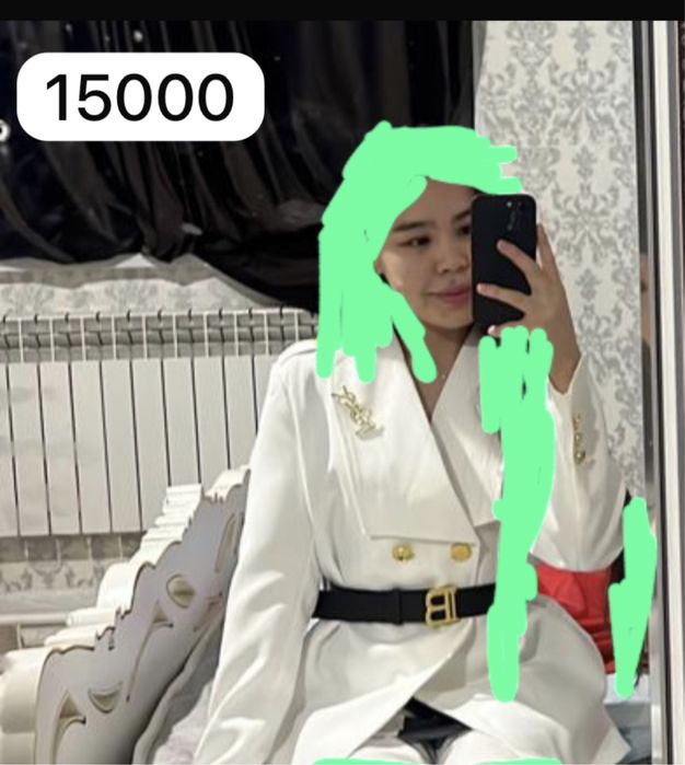 Белый розы жақсы свежый