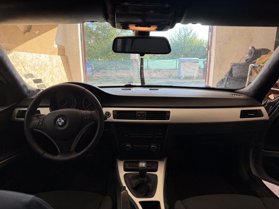 BMW e90 2.0d  N47 177hp.  НА ЧАСТИ
