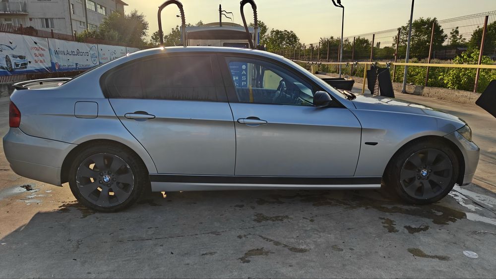 BMW seria 3 e90 320D 2005