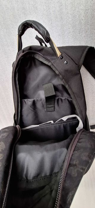 Раница Walker, подходяща и за компютър