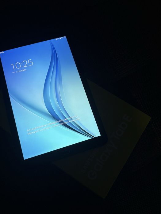 планшет samsung tab e