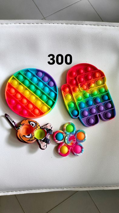 Игрушки б/у за 600