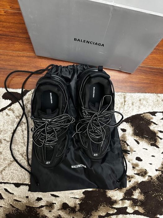 Balenciaga trainers track
