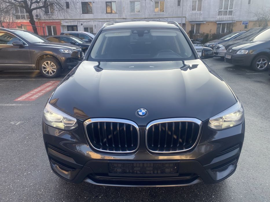 BMW X3 2,0d euro 6 Navi Mare Panorama Ceasuri plasma