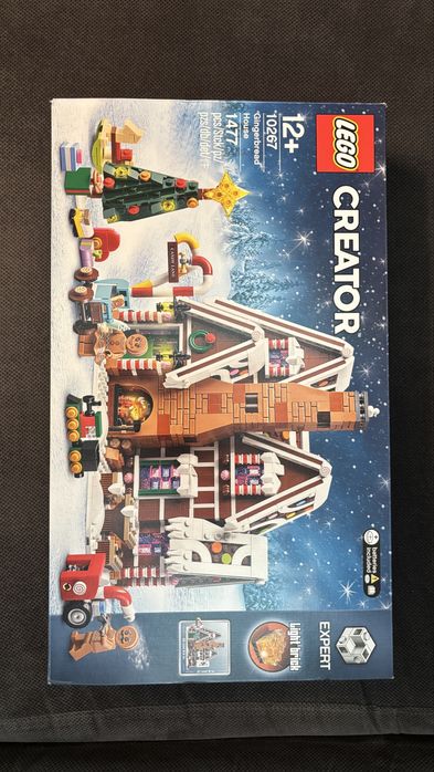 LEGO Creator Expert 10267 Gingerbread House
