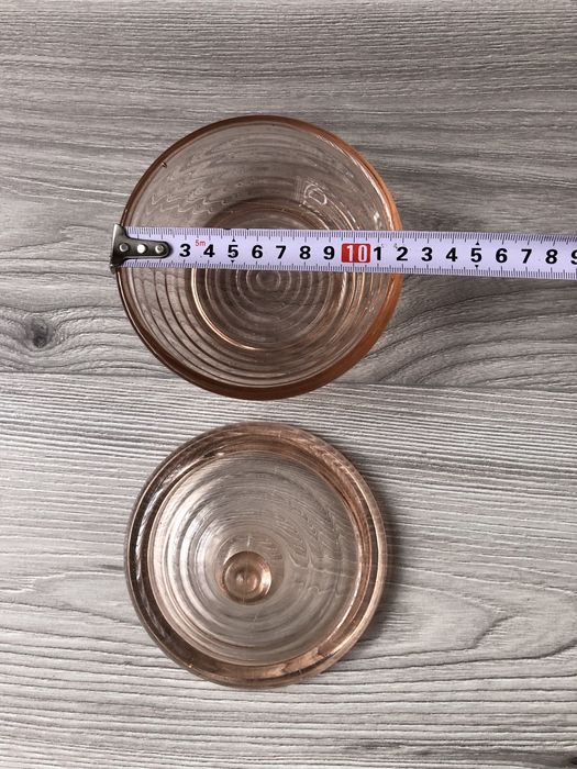 Стъклена захарница