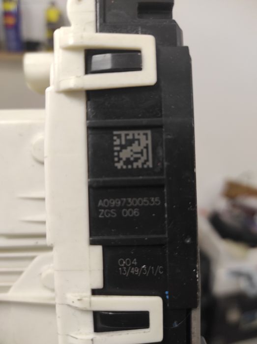 Брава Мерцедес W204 задна лява врата