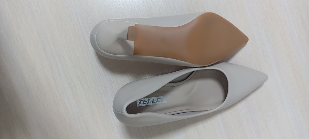 Туфли женские бежевые