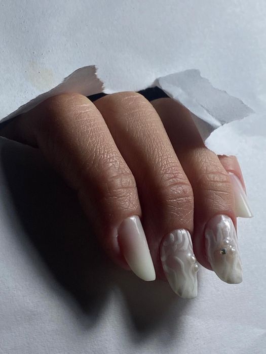 Unghii cu gel si manichiura profesionala -frumusete si rezistenta