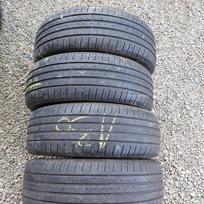 205/55 r17 de vara 4 buc foarte bune Pirelli