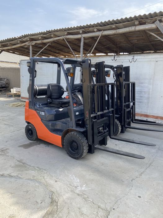 Погрузчик кара тойота 1,5 тонна