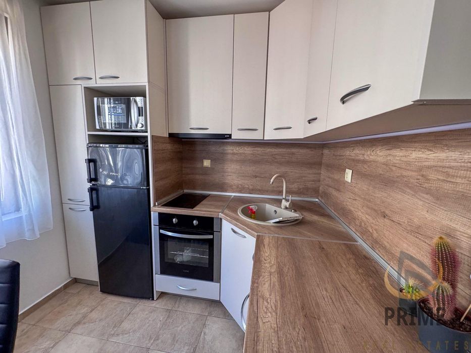 Дава се под наем Двустаен апартамент в Бургас, Сарафово - 60 кв.м за 357 € - Снимка #3