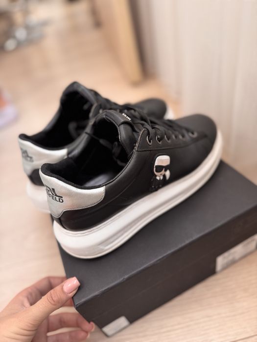 Обувки Karl Lagerfeld