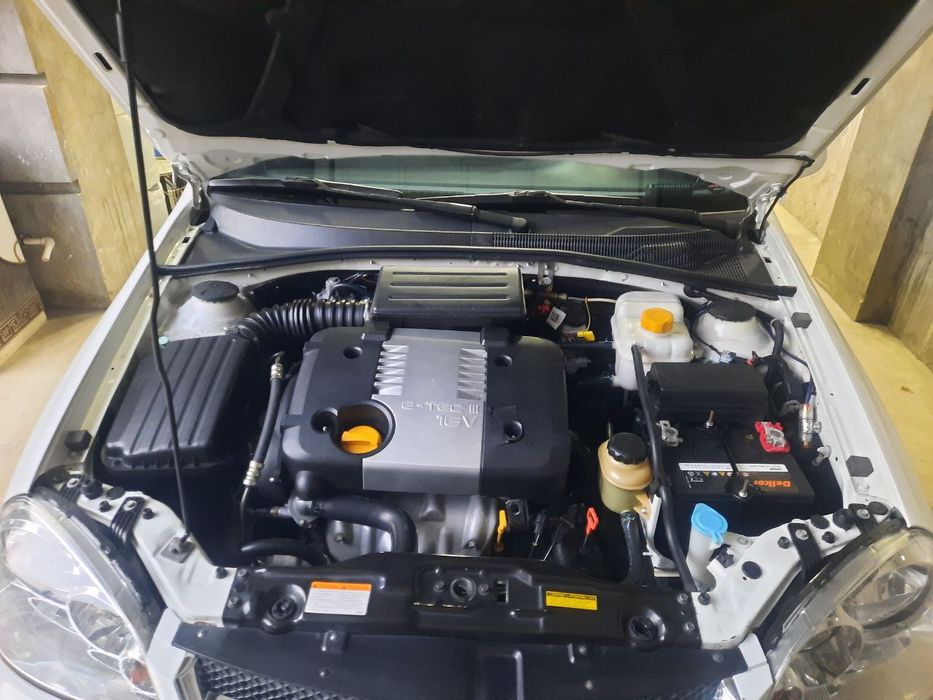 Lasetti sotiladi 2012 yil