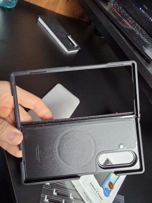 Husa Spigen Tough Armor Pro Fold 7