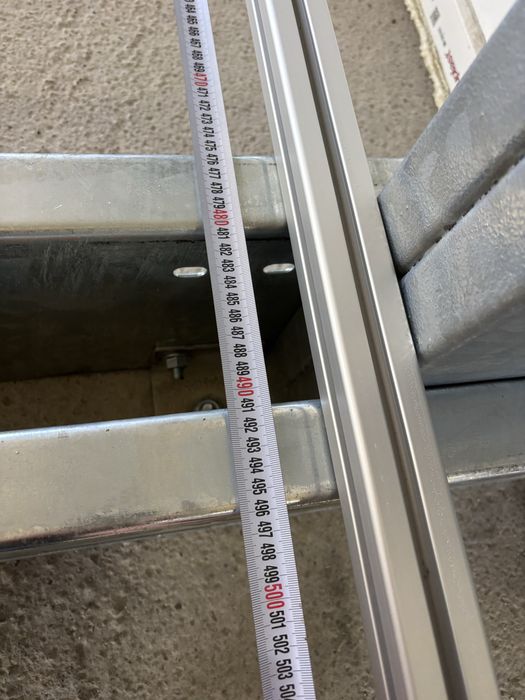 Rafturi zincate cantilever