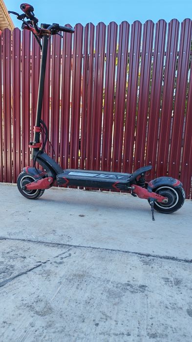 Vând trotinetă zero 10X