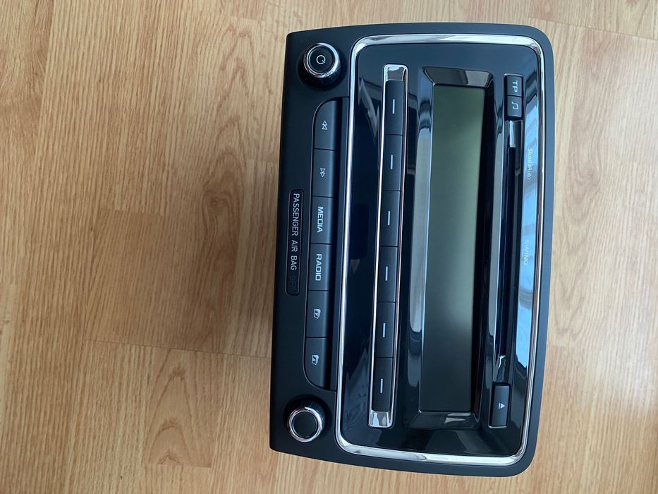 Navigație originală superb 2 în Bacău