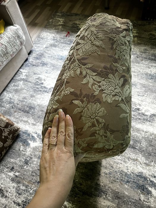 Подушки для дивана