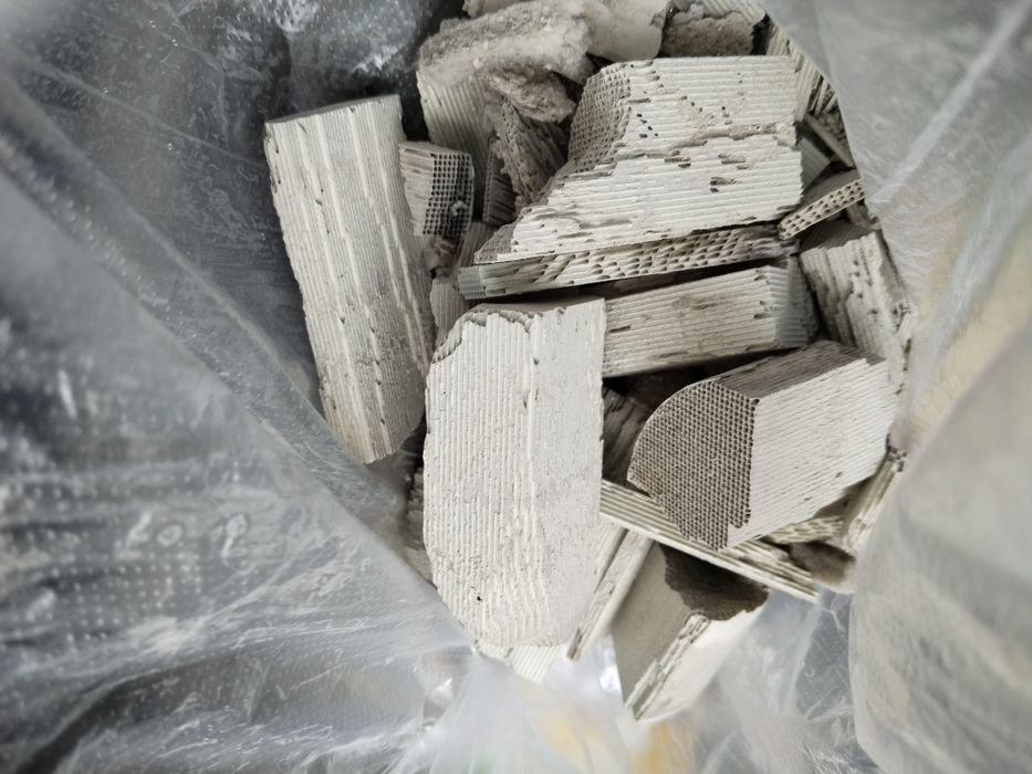 Католизатор кабылдаймыз