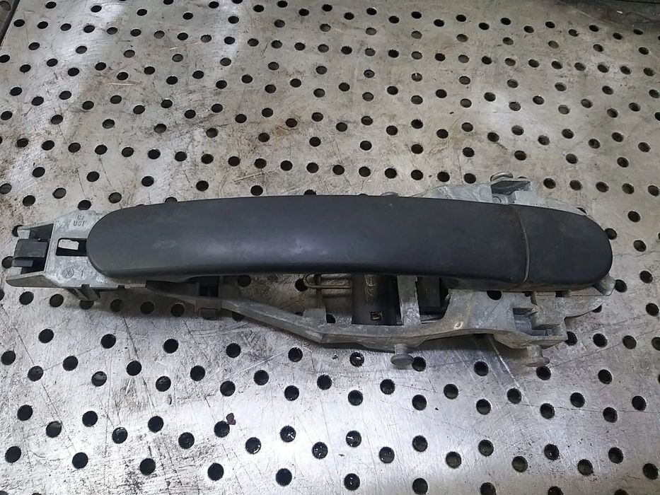Maner usa stanga spate vw golf 5 1k