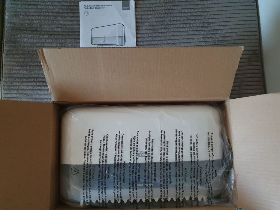 Tork Дозатор за сапун S4 / Диспенсъри за хартия H3 и Т7