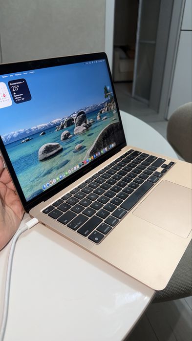 Macbook Air 13 M1 256гб розовый