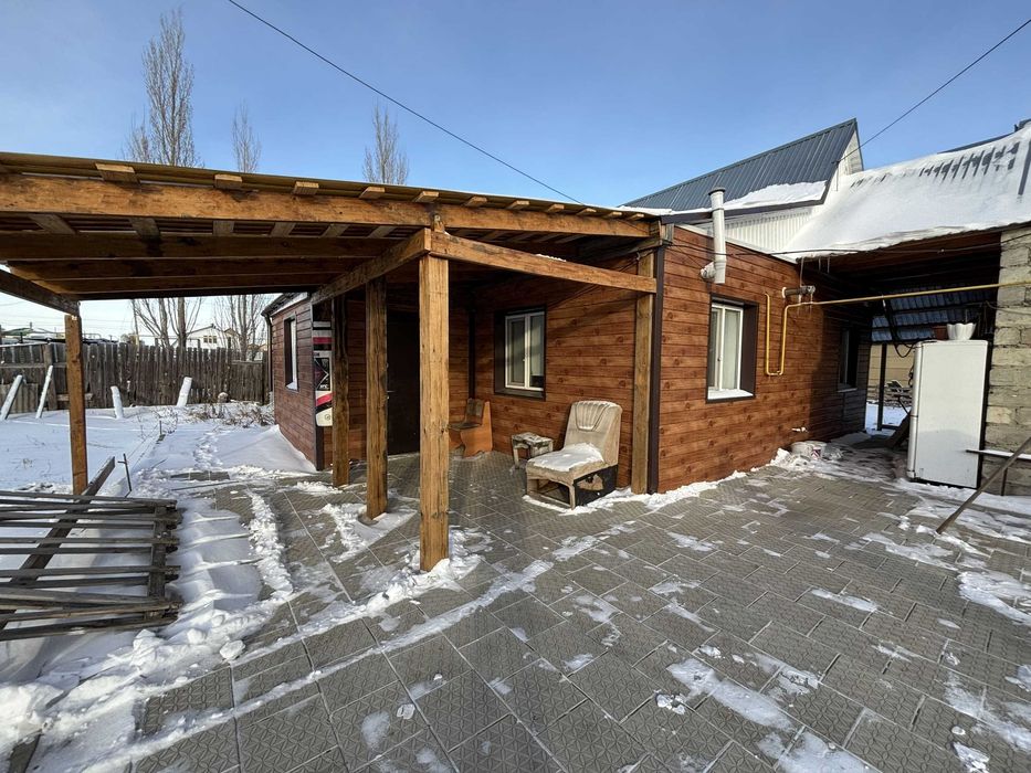 Дом, 60.5м², участок 9 сот.