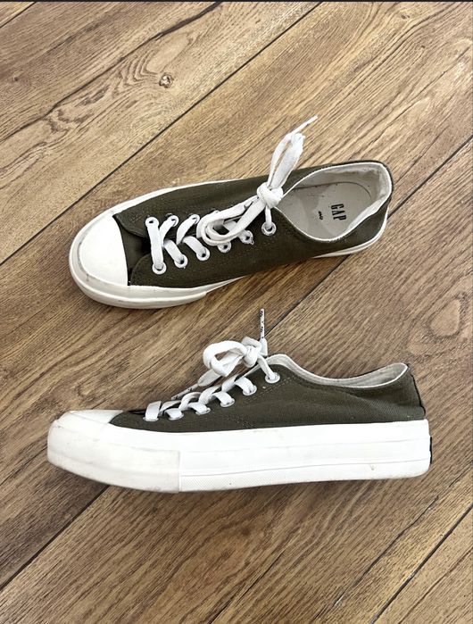 Кеды Gap продам хаки зеленый