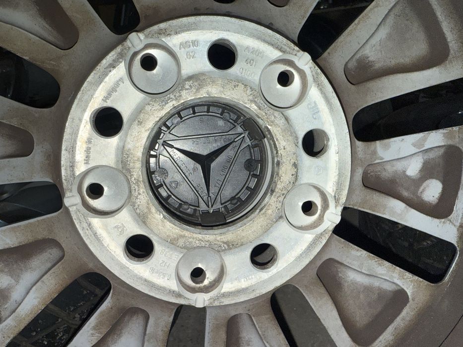 Джанти с гуми за Мерцедес Ц-класа w205,w204 16”