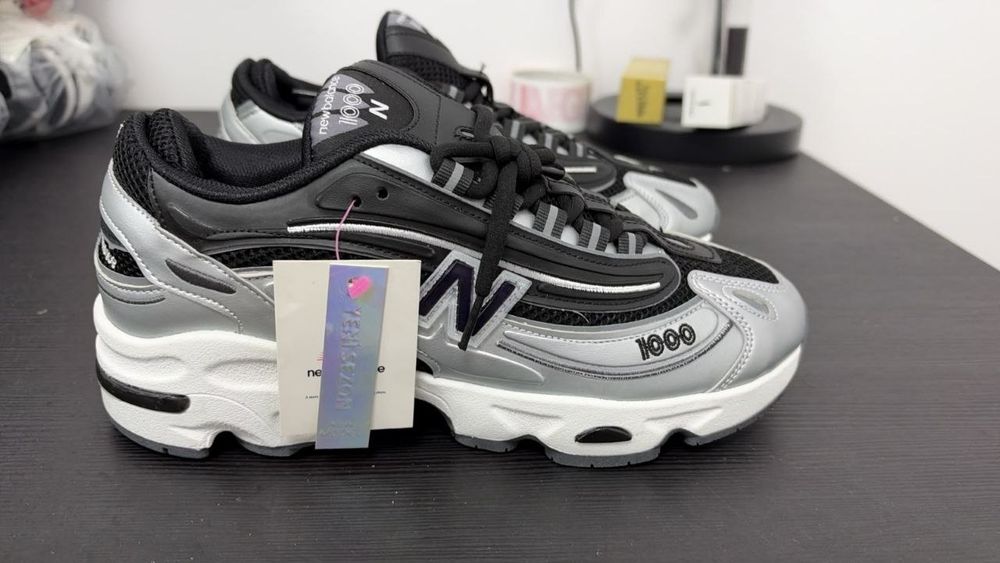 Adidași New Balance