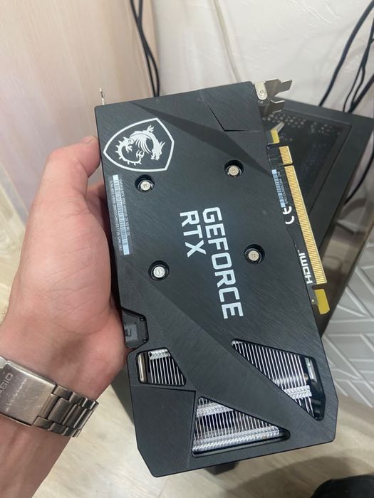 Продам видеокарту NVIDIA GeForce RTX 3050 8 ГБ