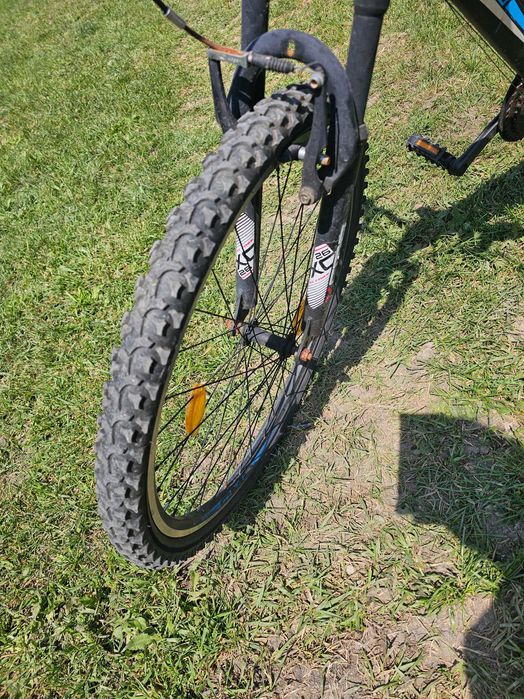 Bicicleta MTB sistem shimano