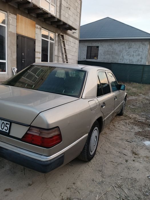Продам Мерседес w124