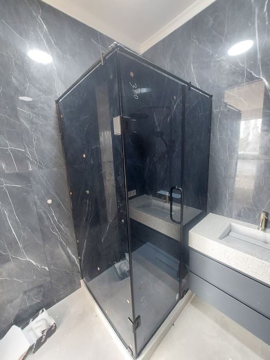 Душевые кабины стеклянные