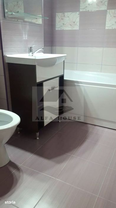 Apartament cu trei camere, Astra - parter inalt, renovat integral.