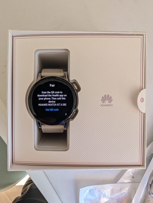 Huawei GT3 42mm la cutie  + 3 curele