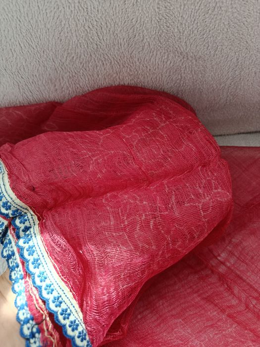 забрадка от едно време 90

РЯДКА!!! Забрадка от едно време.
Материята