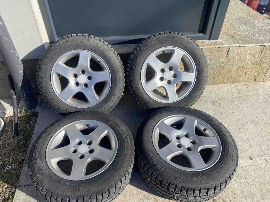 Зимни гуми с джанти 15"