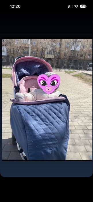 Продам прогулочную коляску для девочки