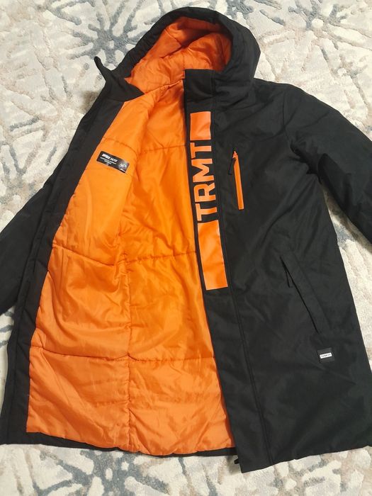 Продам демисезонную куртку