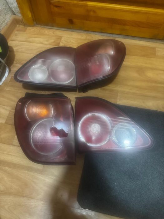 Продам задние фары!